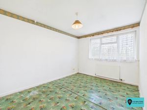 Bedroom- click for photo gallery